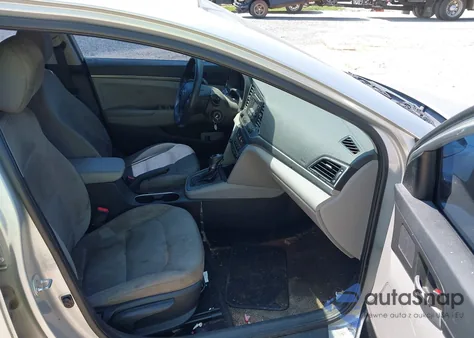 2017 Hyundai Elantra Se из США, поврежденный, VIN 5NPD74LFXHH200872